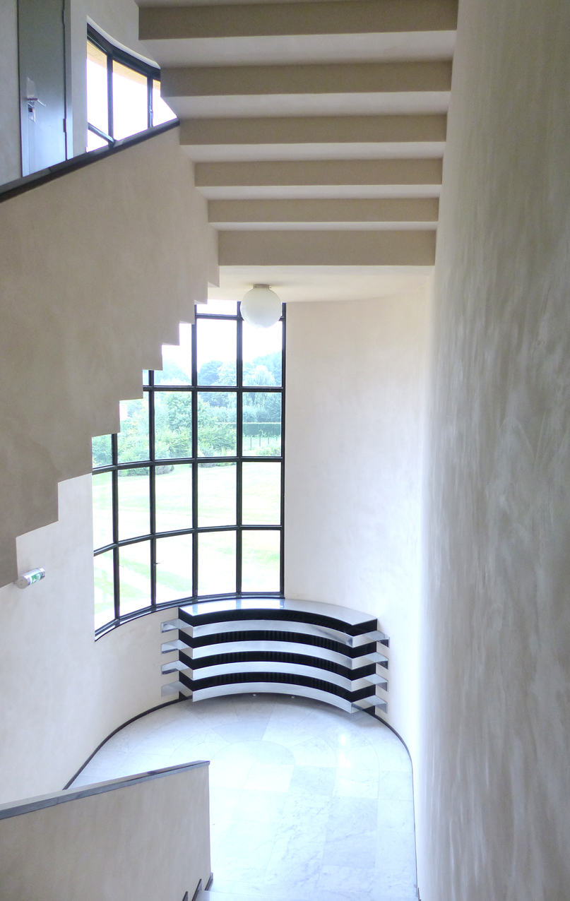 villa-Cavrois-Escalier